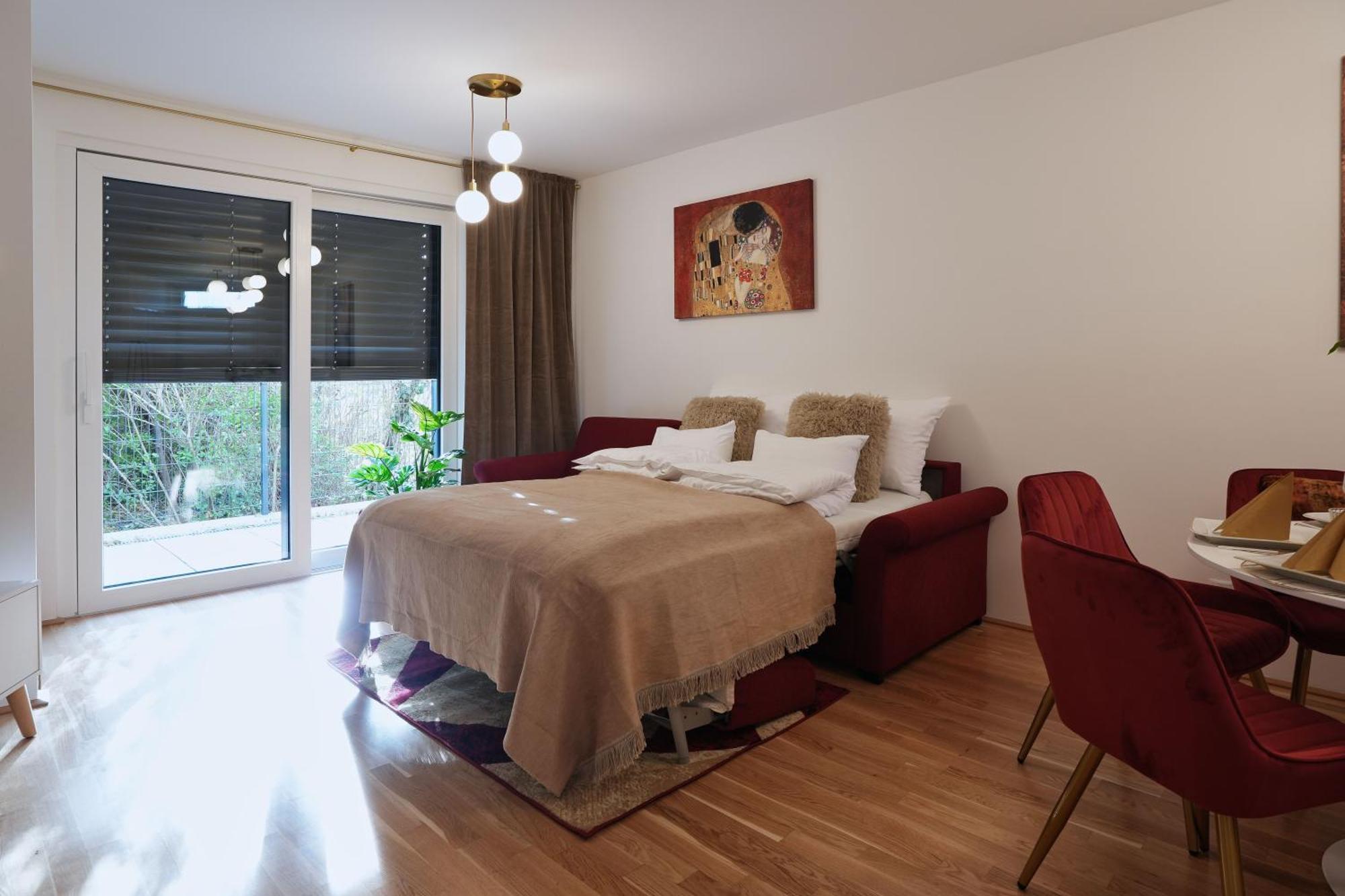 Stay In Style At Carl'S Design Residences - Modern Design Meets Green Comfort L Parking & Perfect Connection To City Center فيينا المظهر الخارجي الصورة