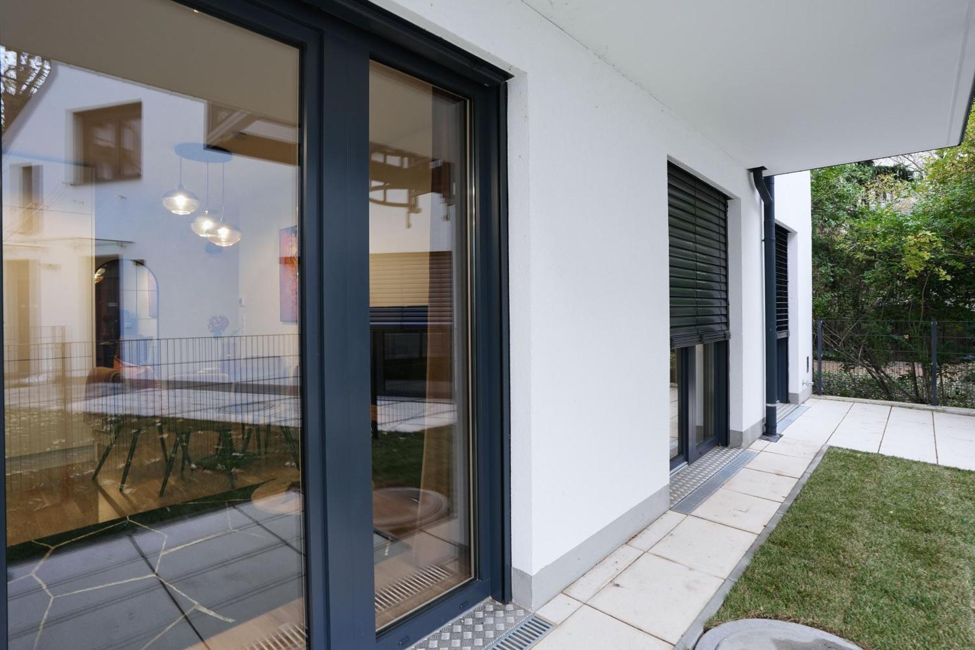Stay In Style At Carl'S Design Residences - Modern Design Meets Green Comfort L Parking & Perfect Connection To City Center فيينا المظهر الخارجي الصورة
